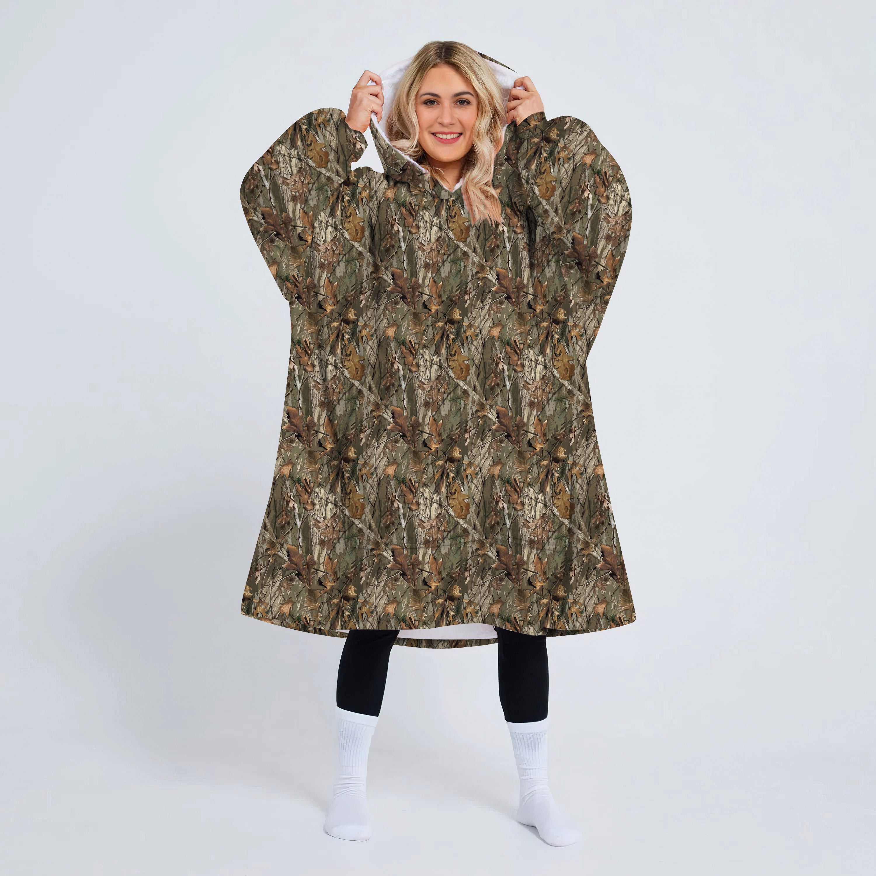 Mossy Oak Camo Hunting Wearable Blanket Hoodie For Adult, Oversized Sherpa Blanket Sweatshirt With Hood Pocket And Sleeves